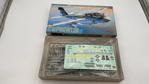 Hasegawa Grumman EA-6B Prowler 1/72