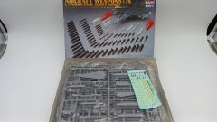 Hasegawa Aircraft weapons A U.S. bomb e tow target system 1/48 - scala 1:48
