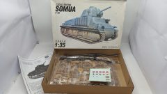 Heller carro armato Somua 1/35, kit di montaggio, confezione lievemente usurata - scala 1:35