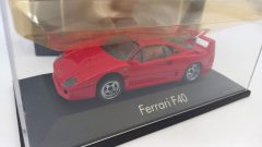 Herpa Ferrari F40 1990 1/43, mancante specchio destro, teca con qualche segno, confezione lievemente usurata - scala 1:43