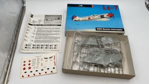 Hobby Craft La-7 WWII Russian Interceptor 1/48 kit di montaggio aereo militare
