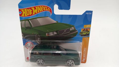 Hot Wheels Volvo 850 Estate 1/64