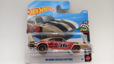 Hot Wheels Dodge Charger Daytona 1969 1/64