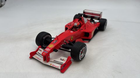 Hot Wheels Ferrari F1 2000 1/18 senza scatola originale