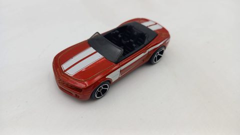 Hot Wheels Camaro Cabriolet Concept 1/64, in ottime condizioni, senza scatola originale