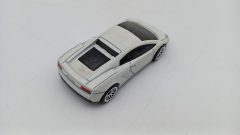 Hot Wheels Lamborghini Gallardo LP 560-4 1/64, qualche segno sulla carrozzeria, senza confezione esterna - foto 2
