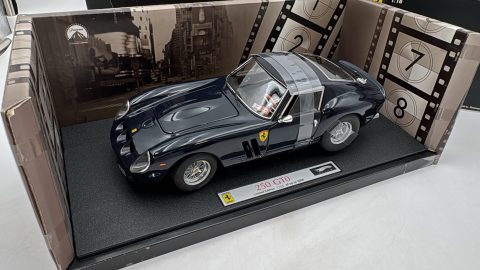 Hot Wheels elite Ferrari 250 GTO vanilla sky 1/18