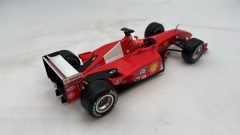 Hot Wheels Ferrari F2001 1/18 senza scatola originale - foto 2