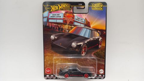 Hot Wheels Porsche 911 Carrera RS 2.7 1/64