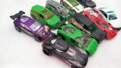 Hot Wheels lotto 10 macchinine assortite 1/43, ottime condizioni - foto 3