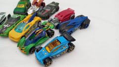 Hot Wheels lotto 10 macchinine assortite 1/43, ottime condizioni - foto 3