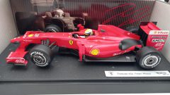 Hot Wheels Ferrari F1 F60 Felipe Massa 2009 1/18, confezione usurata nella parte trasparente - foto 5