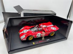 Hotwheels Ferrari 512 S 1/18 24H Daytona 1971, Scatola Lievemente usurata. - scala 1:18