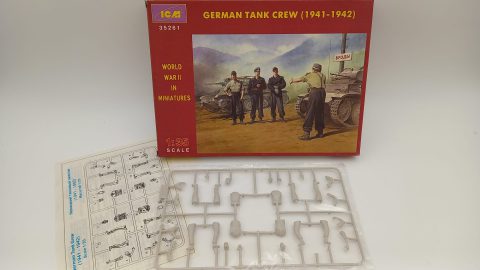 ICM German tank crew 1941-42 1/35
