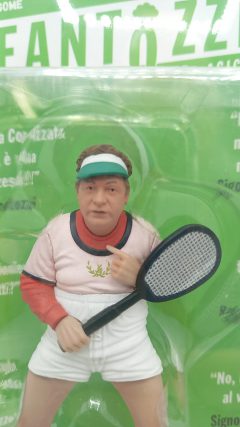 Infinite Statue Fantozzi giocatore di tennis 1/18 - foto 2