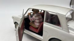 Infinite Statue Autobianchi Bianchina "Fantozzi e Filini al campeggio" 1/18 - foto 5