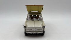 Infinite Statue Autobianchi Bianchina "Fantozzi e Filini al campeggio" con barca 1/18 Deluxe Edition - foto 2