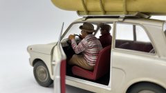 Infinite Statue Autobianchi Bianchina "Fantozzi e Filini al campeggio" con barca 1/18 Deluxe Edition - foto 6