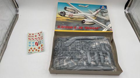 Italeri Iljushin IL-28 Beagle 1/72