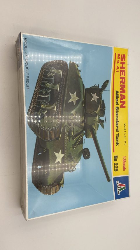 Italeri Sherman M4A1 1/35