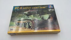 Italeri BT-5 Soviet Light Tank 1/35 sigillato - scala 1:35