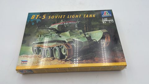 Italeri BT-5 Soviet Light Tank 1/35 sigillato