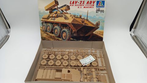 Italeri LAV-25 ADV air defense system U.S. Marines 1/35