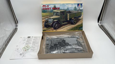 Italeri ZIS-5 Soviet Truck 1/35
