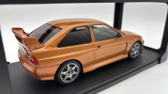 Ixo Ford Escort RS Custom 1998 1/18 - foto 5