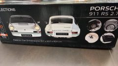IXO Porsche 911 RS 2.7 1/8, kit di montaggio composto da oltre 713 particolari, parti già verniciate - foto 6
