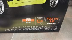 IXO Porsche 911 RS 2.7 1/8, kit di montaggio composto da oltre 713 particolari, con funzione di luci e suoni - foto 3