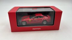 Ixo Ferrari 612 Scaglietti China Tour Car 2005 1/43, teca rotta - scala 1:43