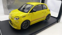 IXO Fiat Abarth 500e 2024 1/18 - scala 1:18