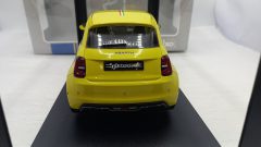 IXO Fiat Abarth 500e 2024 1/18 - foto 4