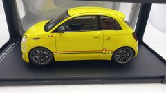 IXO Fiat Abarth 500e 2024 1/18 - foto 5