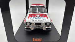 Ixo Ford Escort MK I RS 1600 Rally 1000 Lakes 1974 1/18 - foto 2