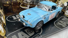 Jadi Triumph TR4 1/18, Scatola lievemente usurata - foto 5