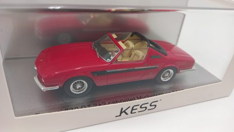 Kess Ferrari 330 GT 2+2 Cabriolet Michelotti 1964 1/43