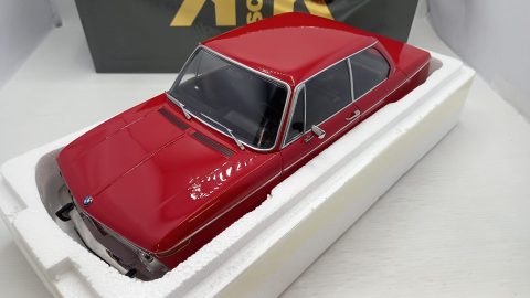KK Scale BMW 1602 1971 1/12