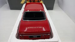 KK Scale BMW 1602 1971 1/12 - foto 6