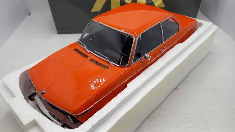 KK Scale BMW 1602 1974 1/12
