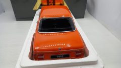 KK Scale BMW 1602 1974 1/12 - foto 4
