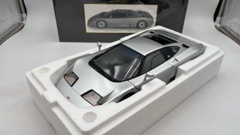 KK-Scale Bugatti EB110 1991 1/12