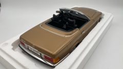 KK-Scale Mercedes 450SL 1985 1/12 - foto 5
