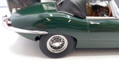 KK Scale Jaguar E-Type Series 1 RHD Convertible 1961 1/18 - foto 7