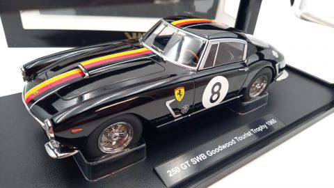 KK Scale Ferrari 250 GT SWB Goodwood Tourist trophy 1960 1/18