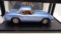 KK Scale Ferrari 250 GT Spyder California 1960 1/18 - foto 4