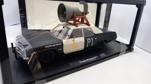 KK Scale Dodge Monaco Blues Mobile Blues Brothers 1974 1/18