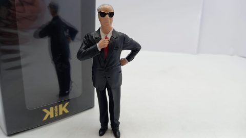 KK Scale figurino Enzo Ferrari 1/18
