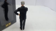 KK Scale figurino Enzo Ferrari 1/18 - foto 4